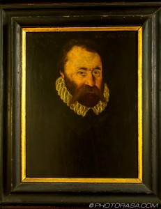 elizabethan picture of bearded man in small ruff